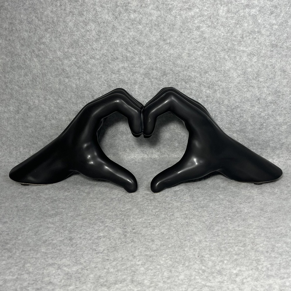 Heart Hands Sculpture Love Ceramic Home Decor Modern Art Statue Romantic‎